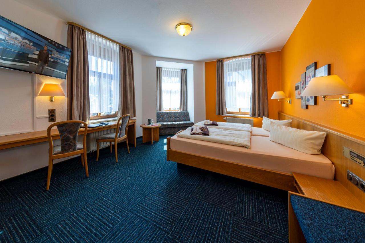 Hotel Zur Post Schoenheide Экстерьер фото
