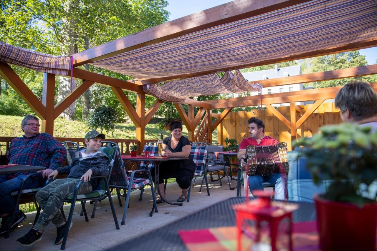 Hotel Zur Post Schoenheide Экстерьер фото