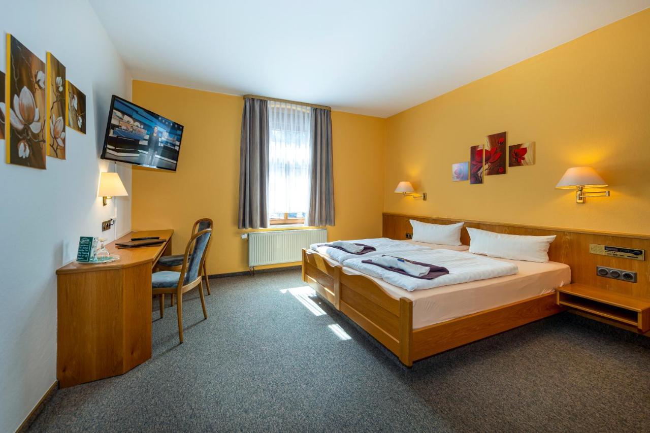 Hotel Zur Post Schoenheide Экстерьер фото