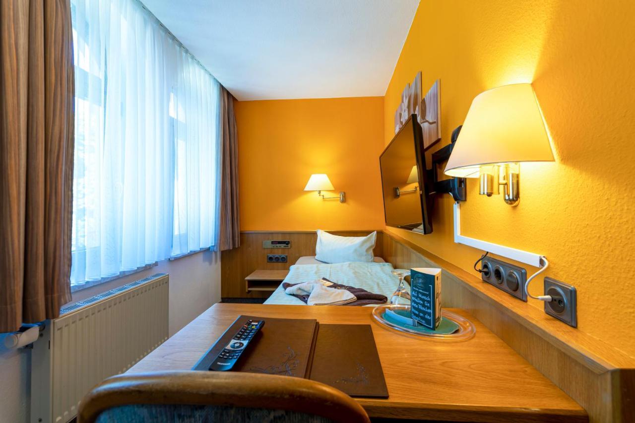 Hotel Zur Post Schoenheide Экстерьер фото
